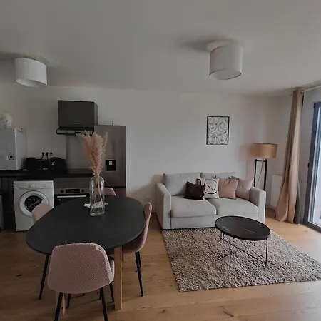 Le Quai Des Bleus Apartment *